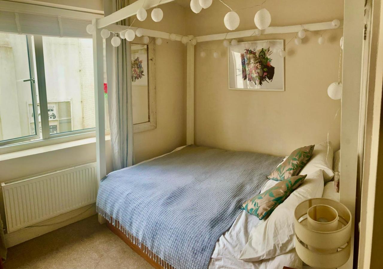 Little Brighton Beach Apartments - Also Separate Spa Cabin And Watersports Exteriér fotografie