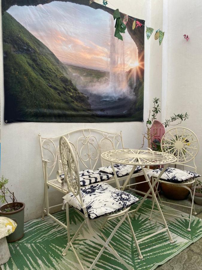 Little Brighton Beach Apartments - Also Separate Spa Cabin And Watersports Exteriér fotografie