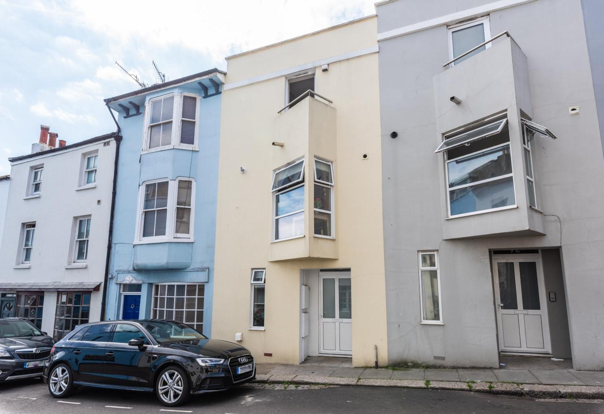 Little Brighton Beach Apartments - Also Separate Spa Cabin And Watersports Exteriér fotografie